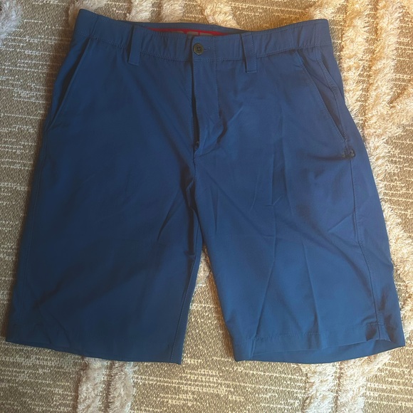 Under Armour Other - Under Armour • Men’s EUC Golf Shorts sz 34
